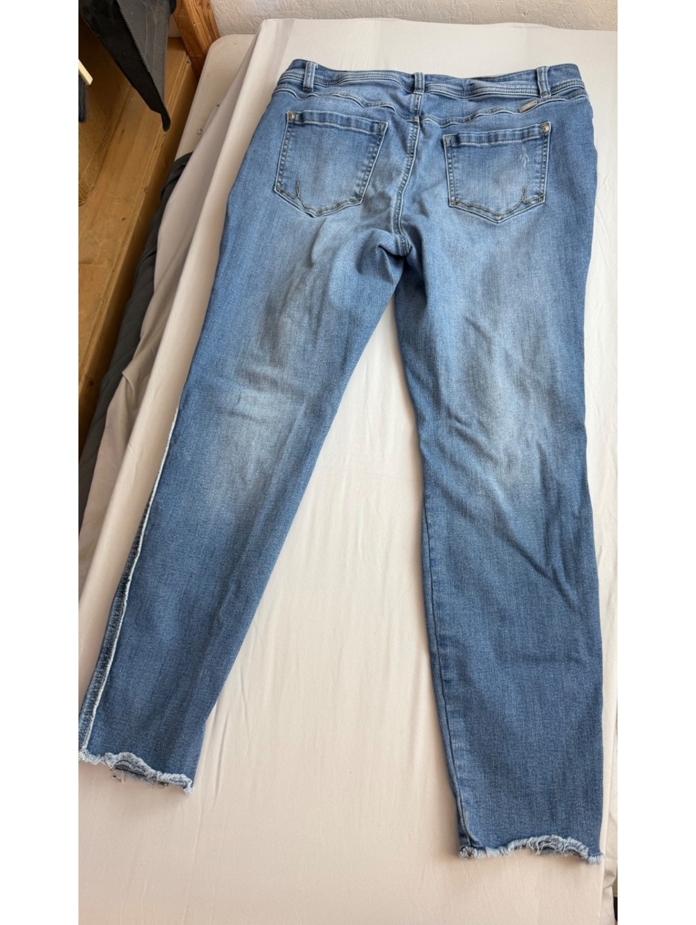 Inc jeans size 16 skinny leg